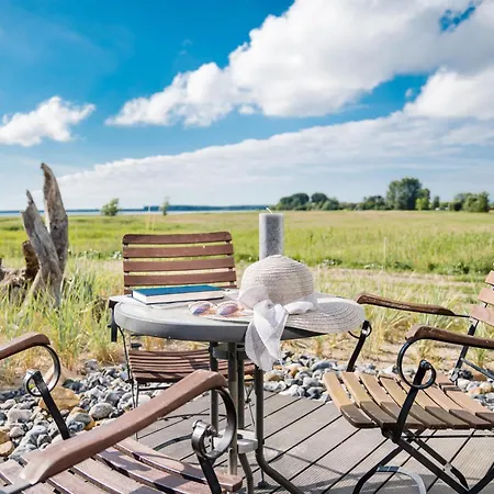 Boddenblick Ferienhaus *